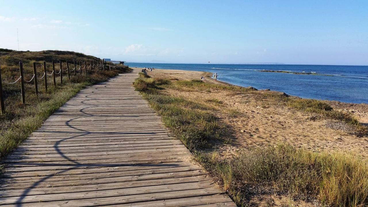 Urbanizacion Puerto Romano - Playa La Mata  Exterior photo
